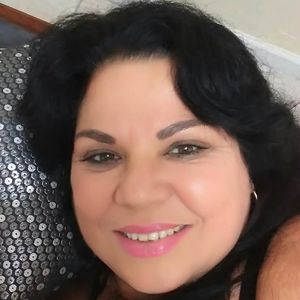 Meet your Posher, Aida